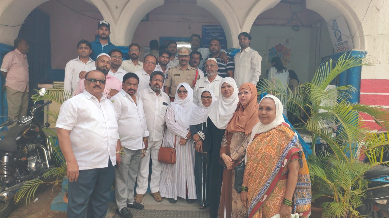 చంద్రాయణ గుట్ట నూతన ఇన్ స్పెక్టర్ గా రాచకొండ రవీందర్ బాధ్యతలు...